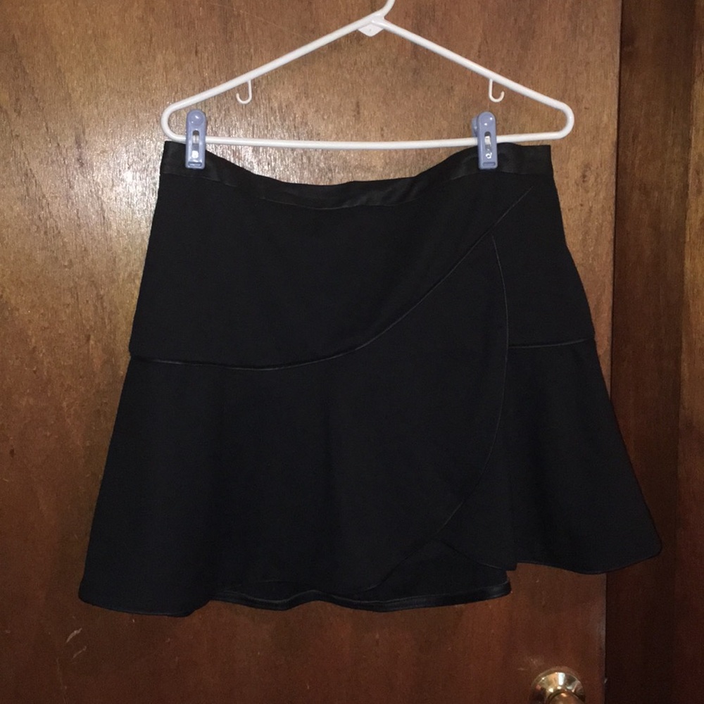 Club Monaco skirt